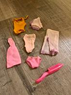 Vintage retro Sindy fleur Barbiepop barbiekleding badkleding, Verzamelen, Poppen, Ophalen of Verzenden, Gebruikt, Kleertjes