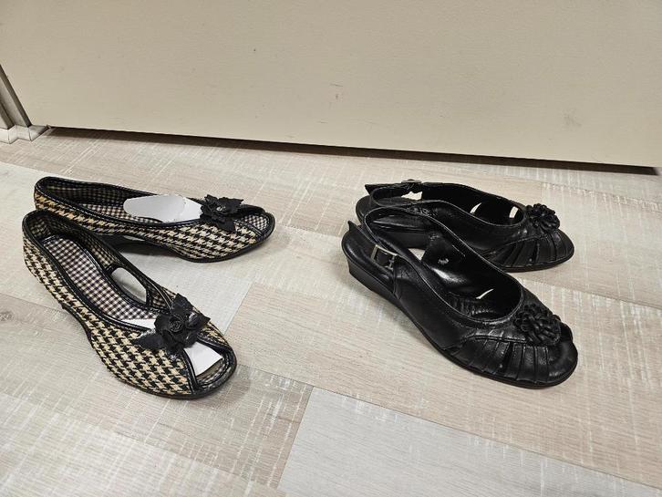 Te koop 2x nieuwe dames schoenen maat 39, Kleding | Dames, Schoenen, Nieuw, Sneakers of Gympen, Ophalen of Verzenden