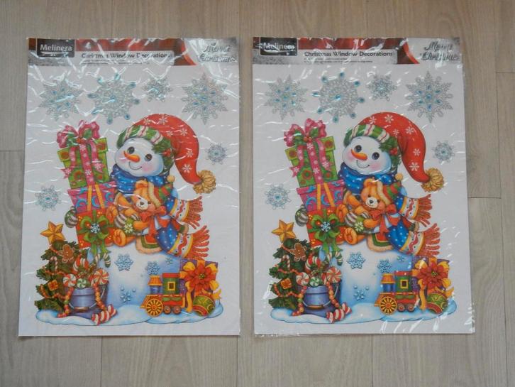 Grote Kerst raamsticker met sneeuwpop 2x, Diversen, Kerst, Nieuw, Ophalen of Verzenden