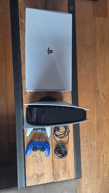 BUNDEL PS5 Disc edition + 2 controllers +  PSVR2! beschikbaar voor biedingen