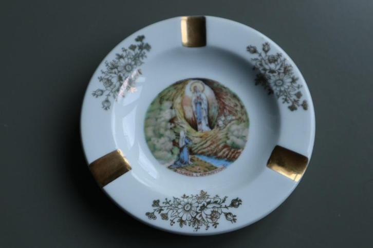 lourdes bord bordje goud Limoges Frankrijk nieuw asbak, Antiek en Kunst, Antiek | Religie, Ophalen of Verzenden