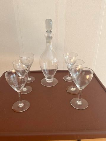 Kristallen Karaf met 6 glazen beschikbaar voor biedingen