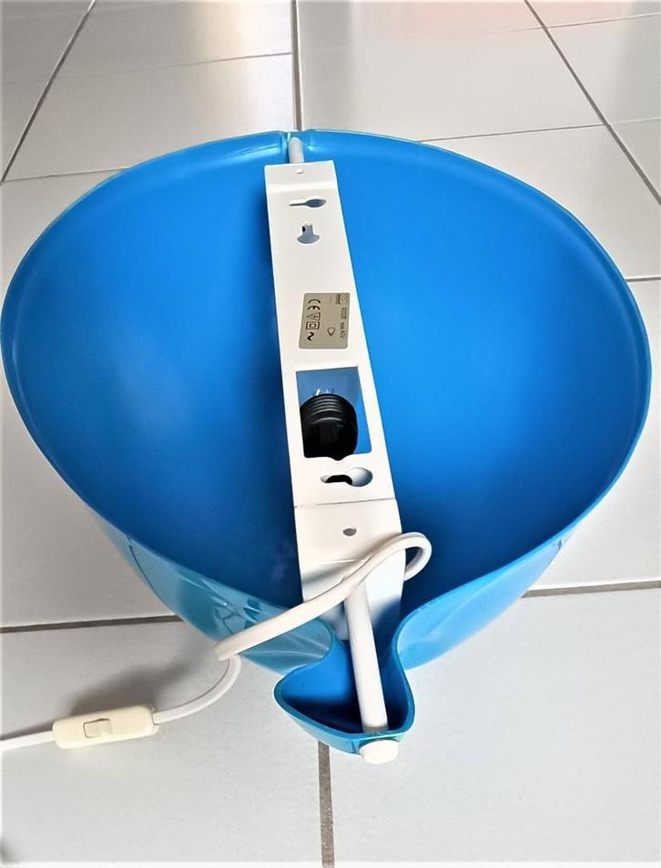 Brilliant blauwe Ballon Wandlamp Pop Art -vintage  Jaren ‘80, Huis en Inrichting, Lampen | Wandlampen, Gebruikt, Kunststof, Metaal