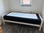 1 persoons bed met matras van swiss sense, Ophalen, Gebruikt, 90 cm, Kleur White wash