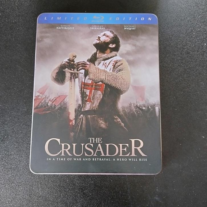 B4-1) The Crusader - steelcase, Cd's en Dvd's, Blu-ray, Zo goed als nieuw, Ophalen of Verzenden