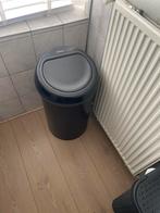 Brabantia prullenbak 60 liter touch bin, Huis en Inrichting, Woonaccessoires | Prullenbakken, Ophalen, 50 tot 75 cm, 40 liter of meer