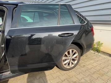 Portier 4Deurs links-achter van een Skoda Octavia (LF9R) beschikbaar voor biedingen