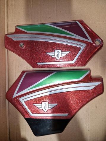 Setje old school Special paint logo zijdeksels Zündapp 517 beschikbaar voor biedingen
