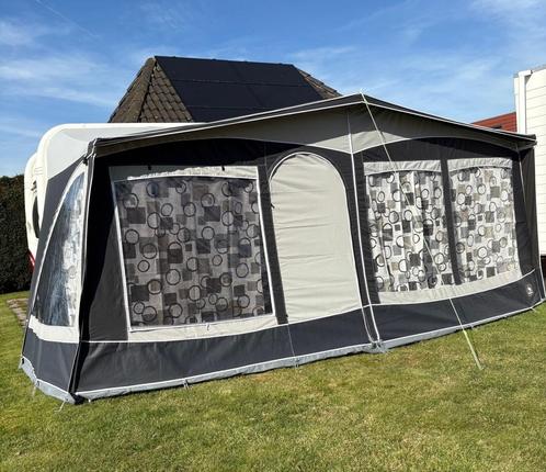 Voortent en luifel, Caravans en Kamperen, Voortenten en Luifels, Zo goed als nieuw, Dorema, Ophalen