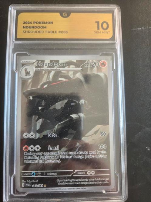 Houndoom 066/064 - Global Grading 10, Hobby en Vrije tijd, Verzamelkaartspellen | Pokémon, Zo goed als nieuw, Losse kaart, Foil