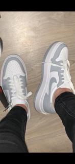 Nike Air Jordan 1 Elevate Low - maat 41, Kleding | Dames, Schoenen, Nike Air Jordan, Ophalen of Verzenden, Grijs, Sneakers of Gympen