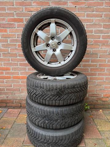 Michelin winterbanden op velg 215/60R16 goed profiel! beschikbaar voor biedingen