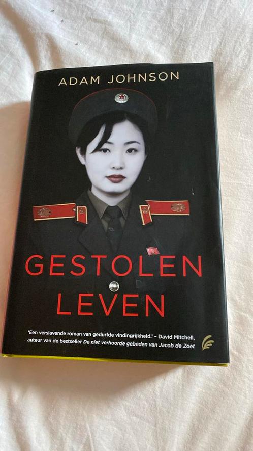 Adam Johnson - Gestolen leven, Boeken, Literatuur, Zo goed als nieuw, Amerika, Ophalen