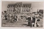 noordwijk aan zee strand hotel badgasten oude zonnestoelen, 1940 tot 1960, Zuid-Holland, Ongelopen, Ophalen of Verzenden