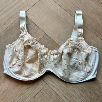 Prima Donna 95E Beige Kant FullCup (LEES BESCHRIJVING) beschikbaar voor biedingen