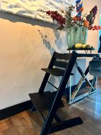 Stokke Tripp Trapp Nieuw Model – Mat Zwart Zo Goed Als Nieuw, Kinderen en Baby's, Kinderstoelen, Ophalen of Verzenden, Zo goed als nieuw