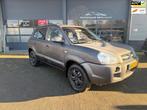 Hyundai Tucson 2.0i Style |NAP|Trekhaak|Onderhoudsboekje|NIE, Stof, Zwart, 4 cilinders, Origineel Nederlands