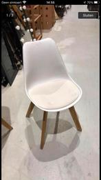 6 stuks eetkamerstoelen. Houten onderstel. Nette stoelen., Huis en Inrichting, Stoelen, Ophalen of Verzenden, Zo goed als nieuw