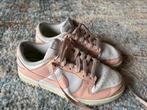 Nike Dunk Low roze maat EU 36,5, Kleding | Dames, Schoenen, Verzenden, Nike, Roze, Sneakers of Gympen