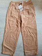 Zara splinternieuw mom fit corduroy broek maat 140, Broek, Meisje, Nieuw, Ophalen of Verzenden