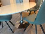 Ovale witte tulp tafel - gebruikt, Huis en Inrichting, Tafels | Eettafels, Ophalen, Gebruikt, 50 tot 100 cm, 150 tot 200 cm