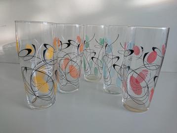 Vijf Vintage jaren 50/60 Limonadeglazen Swirl Atomic design beschikbaar voor biedingen