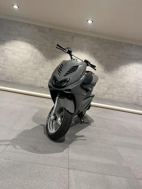 Yamaha aerox, Fietsen en Brommers, Scooters | Piaggio, Zo goed als nieuw, Overige modellen, Tweetakt, Ophalen
