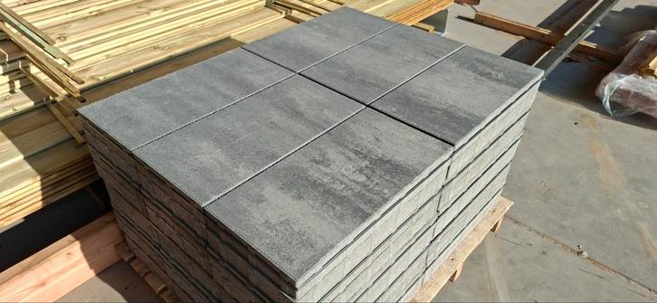 Betontegel 30x60x6 Grijs/Zwart (Aanbieding partij) - J&W 141, Tuin en Terras, Tegels en Klinkers, Nieuw, Terrastegels, Beton, 10 m² of meer