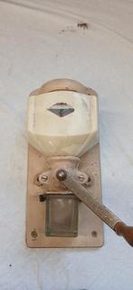 Vintage Wandkoffiemolen, Antiek en Kunst, Antiek | Keukenbenodigdheden, Ophalen