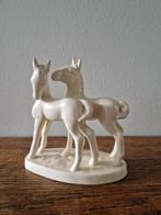 Art Deco beeldje van twee porseleinen paardjes, Ophalen of Verzenden