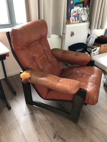 Vintage Leren Fauteuil 2stuks beschikbaar voor biedingen