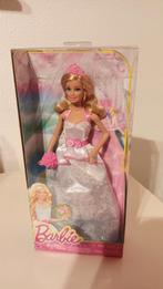 Barbie bride nrfb. Geen beschadigingen, netjes., Verzamelen, Poppen, Fashion Doll, Ophalen of Verzenden, Zo goed als nieuw