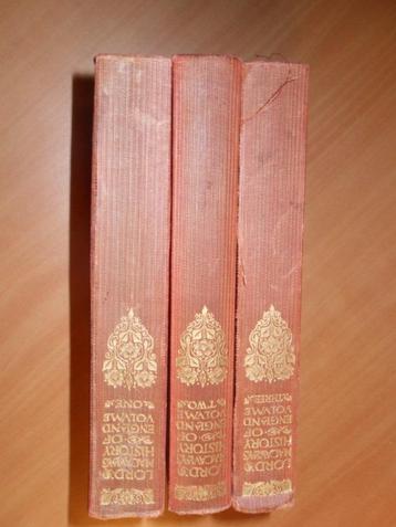 Macaula's history of England in three volumes beschikbaar voor biedingen