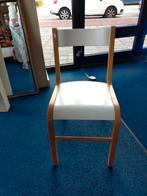 2 stoeltjes, bijzet stoelen,, Ophalen, Twee, Onbekend, Onbekend