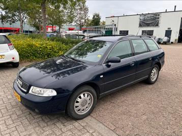 Audi A4 1.8 T Avant 20V 110KW 1999 Blauw,NAP, NIEUWE APK! beschikbaar voor biedingen