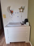 Commode en ledikant, Ophalen, Gebruikt, Jongetje of Meisje