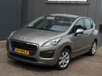 Peugeot 3008 1.2 PureTech Access | 131 PK | Airco | Trekhaak, Voorwielaandrijving, Stof, 1199 cc, Handgeschakeld