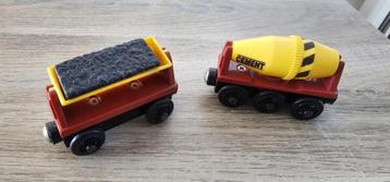 thomas de trein hout set wagonnen cenment en dumper beschikbaar voor biedingen