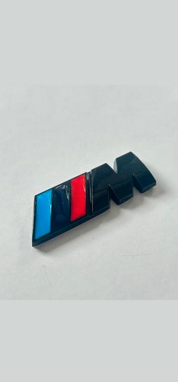 2x Bmw M Logo / Badge / Embleem voor het Zijscherm / Spatbor beschikbaar voor biedingen