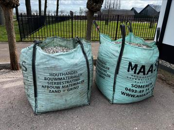 Boeren grind , drainage grind 1,5m3 beschikbaar voor biedingen