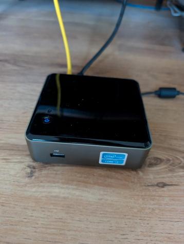 Aangeboden Intel NUC i3 2012. beschikbaar voor biedingen