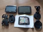 2 x TomTom met diverse assosoires in 1 koop, Ophalen of Verzenden, Gebruikt