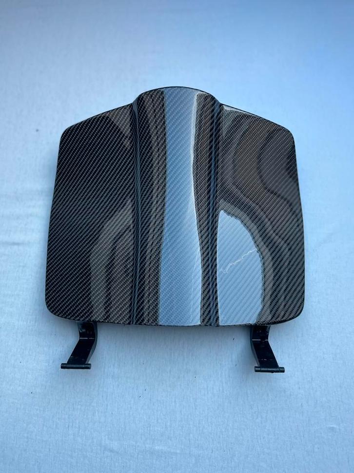 Geweven carbon beenschild klep vespa sprint/primavera, Motoren, Tuning en Styling, Ophalen of Verzenden