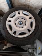 4x winterbanden op velg, Auto-onderdelen, Banden en Velgen, Ophalen, 15 inch, Banden en Velgen, Winterbanden
