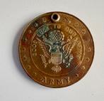WW2 US Army good luck Identification coin, Ophalen of Verzenden, Amerika, Embleem of Badge