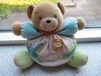Beer Kaloo met krokodil op lijf meet ca 23 cm kruin/kruis, Ophalen of Verzenden, Zo goed als nieuw, Beer