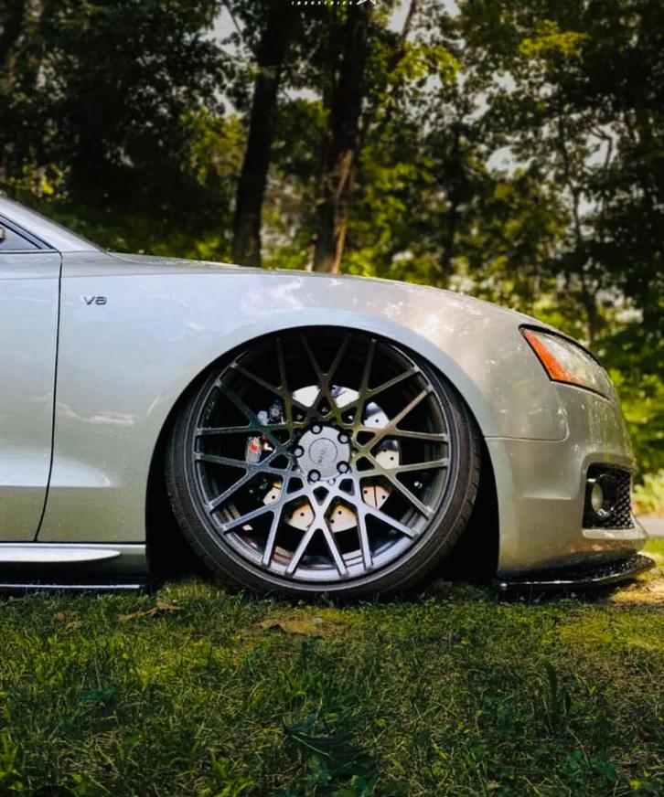 Rotiform BLQ 2 , 10x20 et 25 66.6 Flatblack Nieuw ! (NO BBS), Auto-onderdelen, Banden en Velgen, Velg(en), Zomerbanden, 20 inch