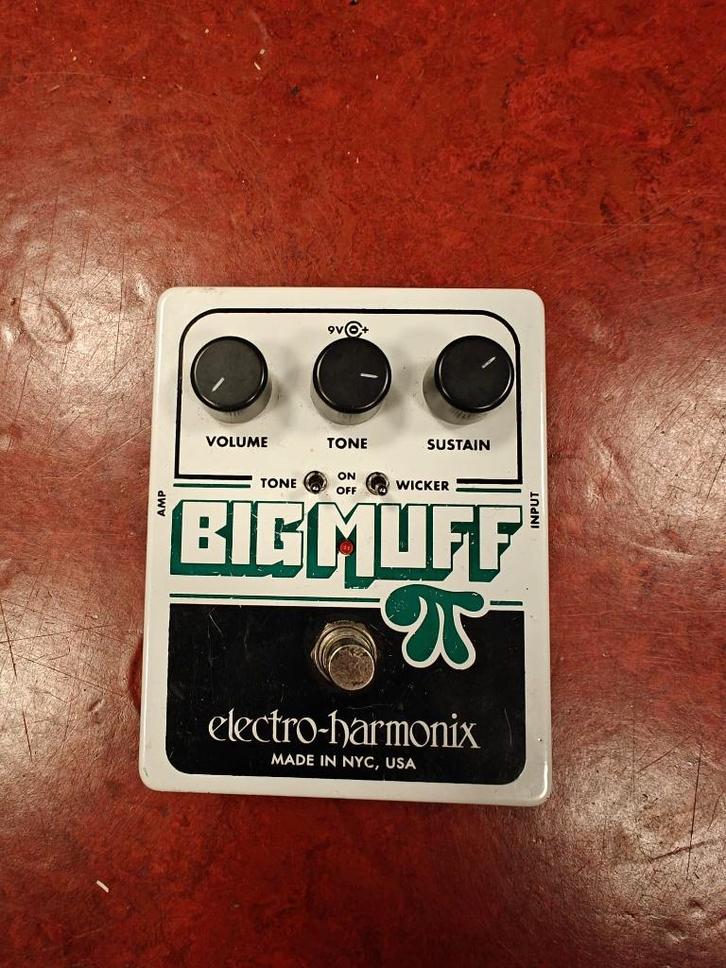 ehx big muff wicker, Muziek en Instrumenten, Effecten, Gebruikt, Distortion, Overdrive of Fuzz, Ophalen