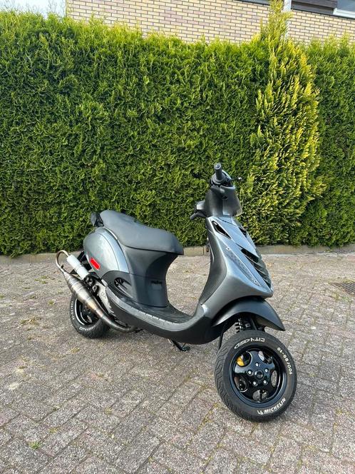 Zip 70cc LC, Fietsen en Brommers, Scooters | Piaggio, Zo goed als nieuw, Zip, Maximaal 45 km/u, Benzine, Ophalen