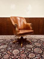 Klassiek Engels Chesterfield Bureaustoel, Antiek en Kunst, Ophalen